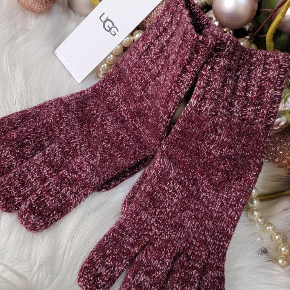 Ugg Women Pippa Rib Knit Glove brand new